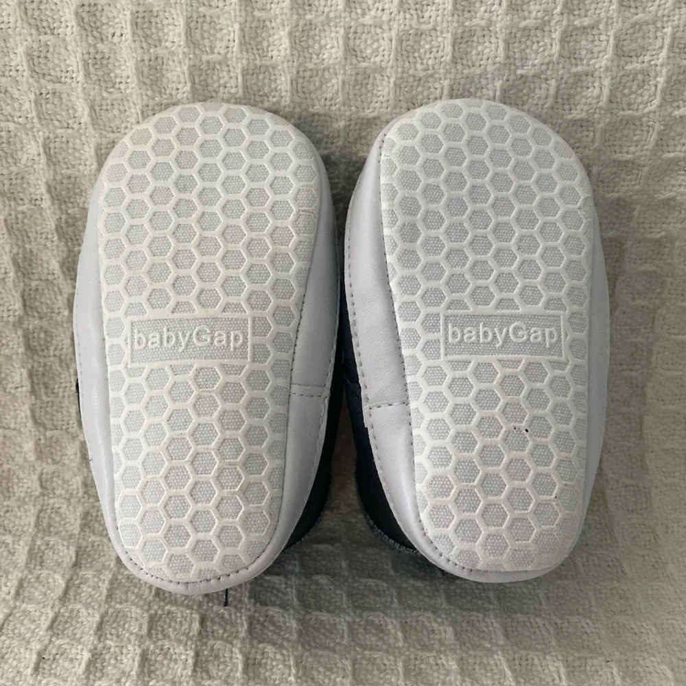 Baby Gap Boys Soft Sole Sherpa Like Lined Shoes
